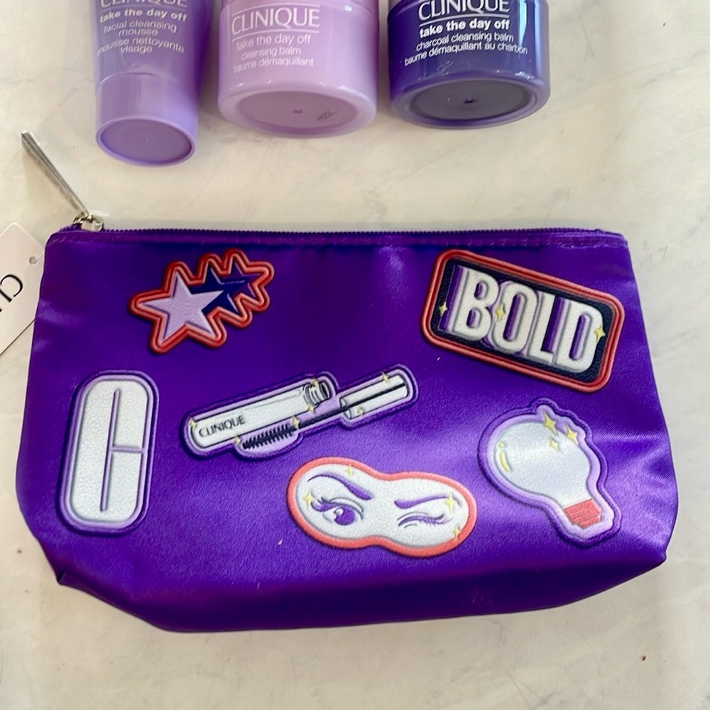Clinique Take The Day Off 7 Piece Set - Picture 5 of 5